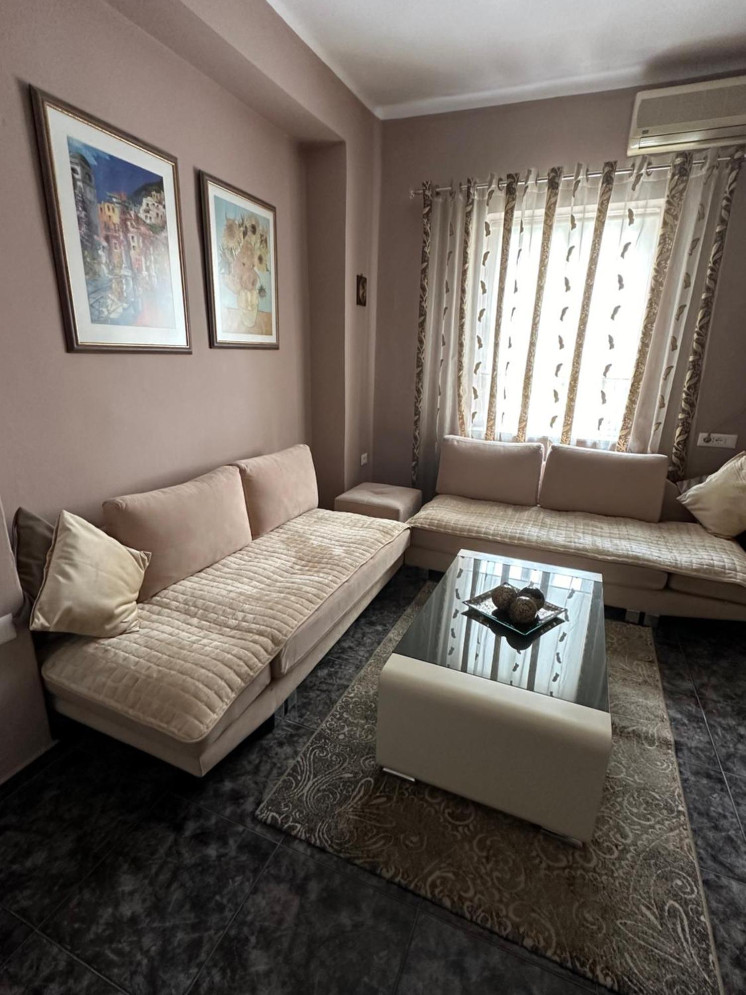 Midtown Cozy Apartment Tirana Exteriör bild