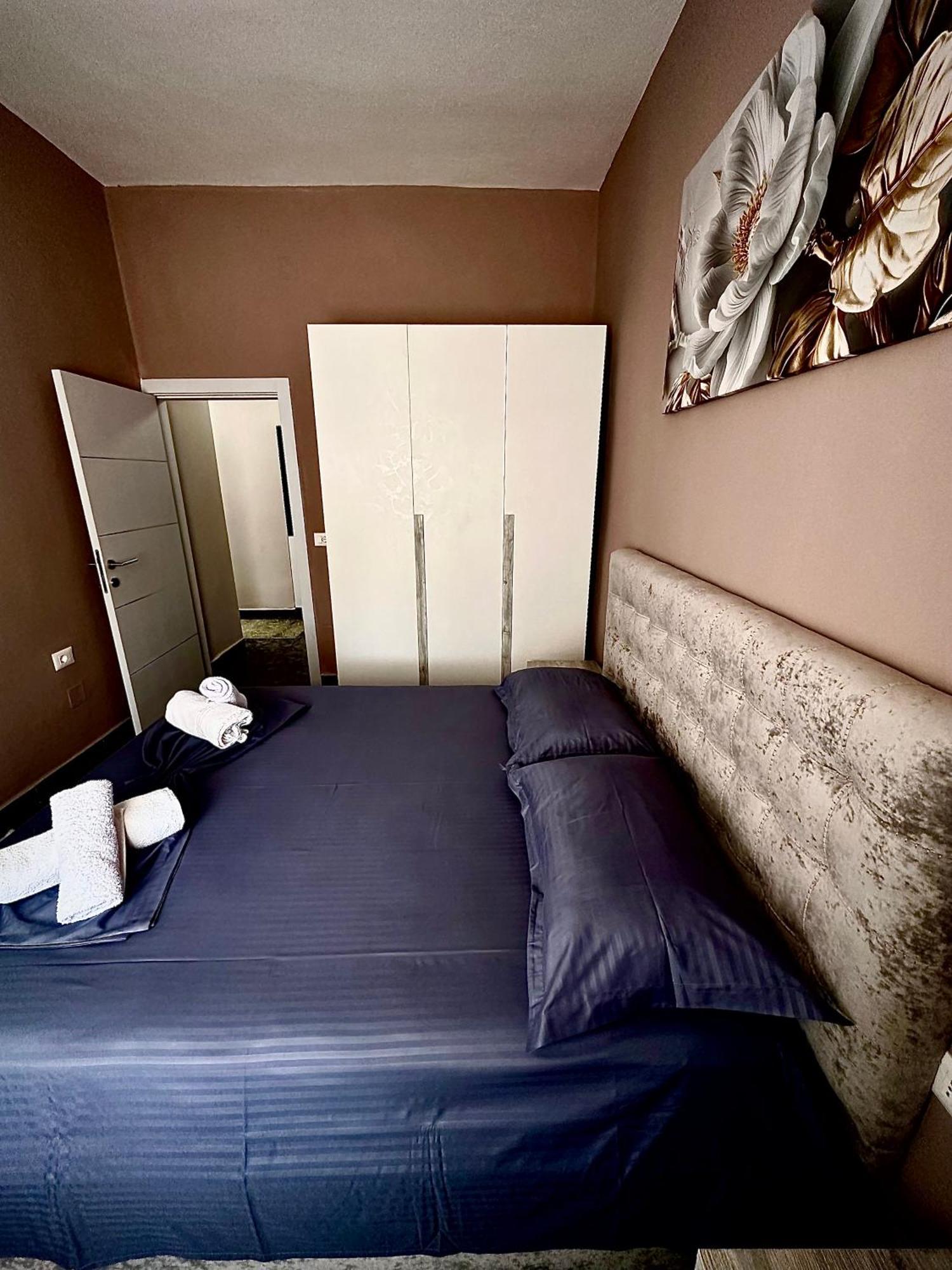 Midtown Cozy Apartment Tirana Exteriör bild